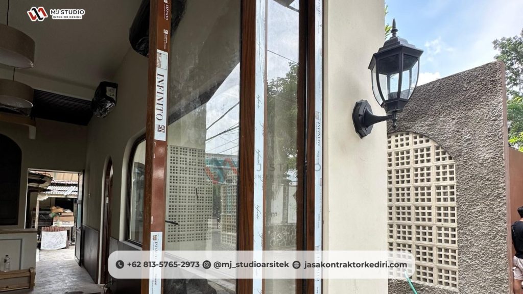 Kenapa Harus Pakai Jasa Renovasi Rumah Kediri Profesional?